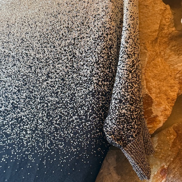 Elegant Black and Gold Women's Top - Picture 5 of 5